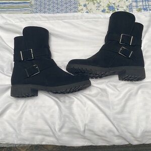 Black Brash boots